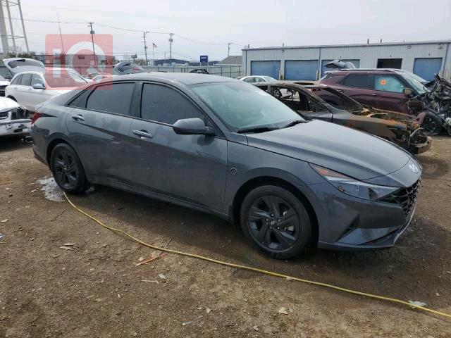 هیوندای ئەلەنترا
